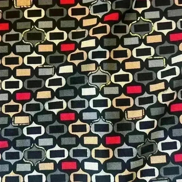 Lane Bryant skirt 18/20. Good condition. Elastic waist. Pretty pattern. - Picture 5 of 5